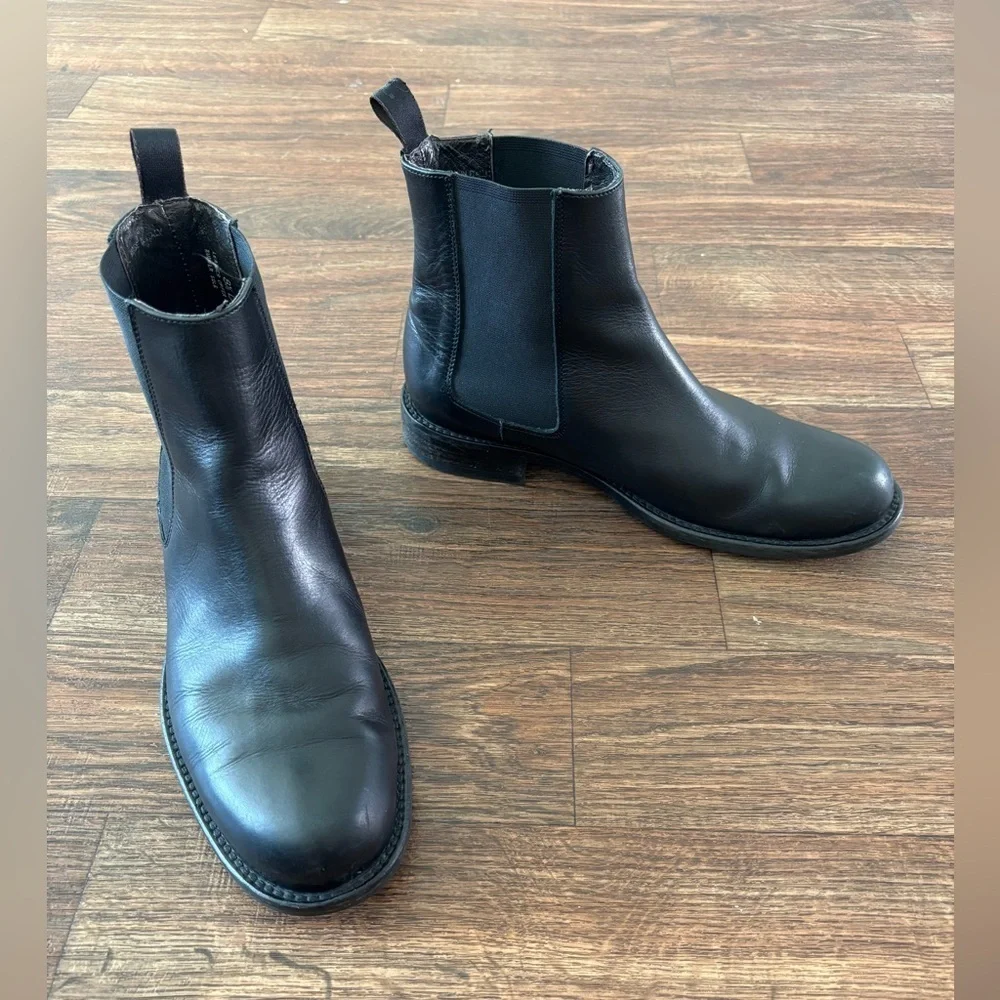 BANANA REPUBLIC Men's Black Dwen Leather Boots Size 8.5